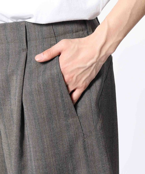 ADAM ET ROPE'(アダムエロペ)の「【NIKKE】キューバビーチ ワイドショーツ(その他パンツ・メンズ・ブラウン系その他/ブラック系その他・M/L/XL)」の8枚目の写真