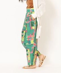 36Quatre-Neuf（カトルナフ）の「ダブルクロスパンツ『BAILA 6月号掲載  