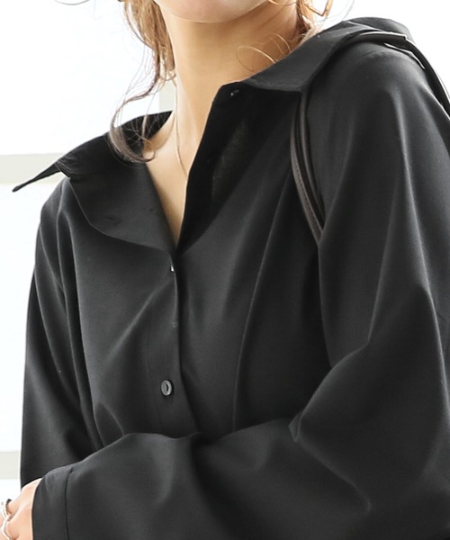n'OrLABEL(ノアールレーベル)の「バックプリーツシャツ(シャツ/ブラウス・レディース・ブラック/オフホワイト/スモークピンク/ピンクベージュ・1/2)」の6枚目の写真