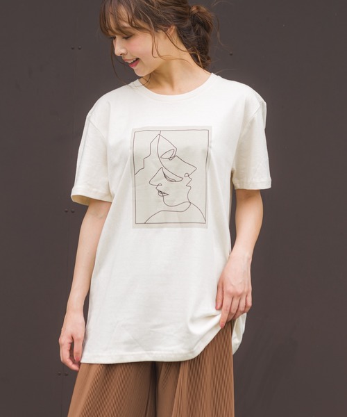 SpRay(スプレイ)の「FACEプリント Tシャツ(Tシャツ/カットソー・レディース・アイボリー/ホワイト/ブラック・LARGE)」の1枚目の写真