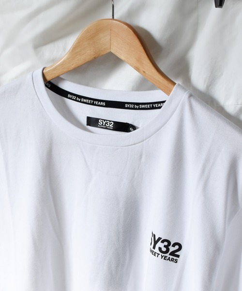SY32 by SWEET YEARS（エスワイサーティトゥバイスィートイヤーズ）の「/SY32 by SWEET YEARS/ARM LOGO L/S TEE（Tシャツ/カットソー・レディース・ブラック×ブラック/ブラック×ホワイト/ホワイト・X-LARGE/XX-LARGE/LARGE/SMALL/MEDIUM）」の12枚目の写真