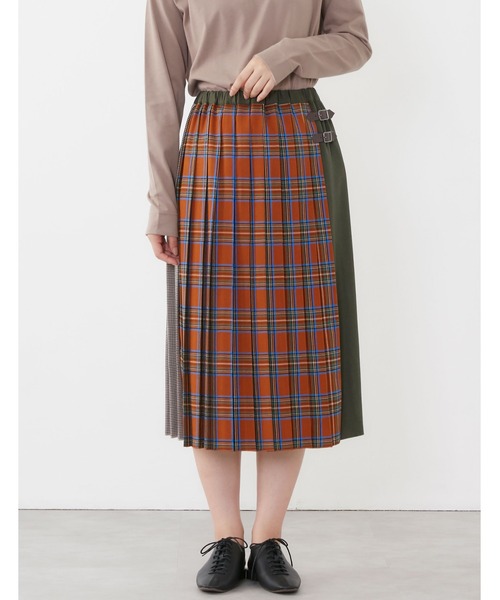POU DOU DOU（プードゥドゥ）の「キルト風プリーツスカート（スカート・レディース・ブラック/ブルー/オレンジ系その他・3）」の7枚目の写真