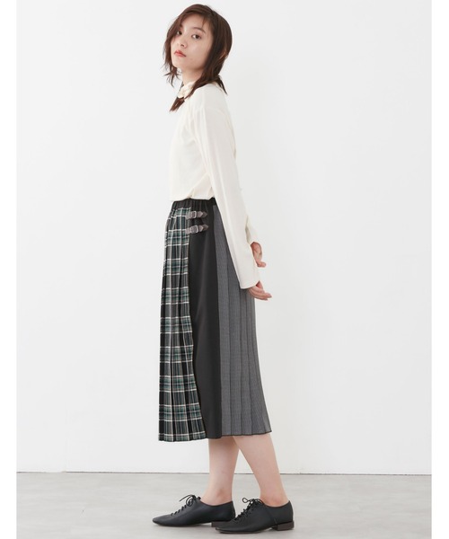 POU DOU DOU（プードゥドゥ）の「キルト風プリーツスカート（スカート・レディース・ブラック/ブルー/オレンジ系その他・3）」の10枚目の写真