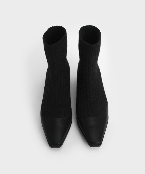 CHARLES & KEITH（チャールズ & キース）の「ニットアンクル ソックスブーツ / Knit Ankle Sock Boots（ブーツ・レディース・ブラック/ベージュ・22.5cm/23cm/23.5cm/24.5cm/25cm/25.5cm）」の3枚目の写真