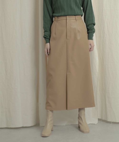 SENSE OF PLACE by URBAN RESEARCH（センスオブプレイスバイアーバンリサーチ）の「【WEB/一部店舗限定】フェイクレザータイトスカート（スカート・レディース・ブラック/ベージュ/グレー/ライトベージュ・ONE）」の17枚目の写真