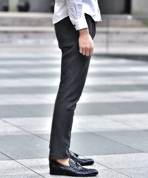 JOKER（ジョーカー）の「【JOKER】カルゼ素材ピンタックスラックス（スラックス・メンズ・チャコール/ブラック/ブラウン/ネイビー・L/XL/M）」の5枚目の写真