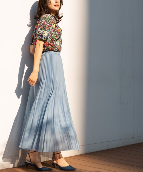 NARACAMICIE（ナラカミーチェ）の「変形プリーツスカート（スカート・レディース・ベージュ/ブルー・MEDIUM）」の11枚目の写真