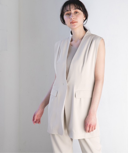 A part by（アパートバイ）の「Po/Vノーカラーベスト　938548（ベスト・レディース・ブラック/アイボリー/グレー系その他5・FREE）」の2枚目の写真