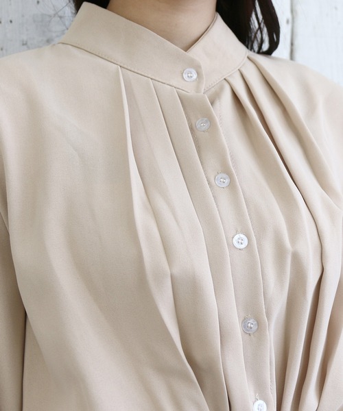 Roomy's（ルーミーズ）の「ウエストリボンプリーツシャツワンピース（ワンピース・レディース・ベージュ/ブラック・FREE）」の11枚目の写真