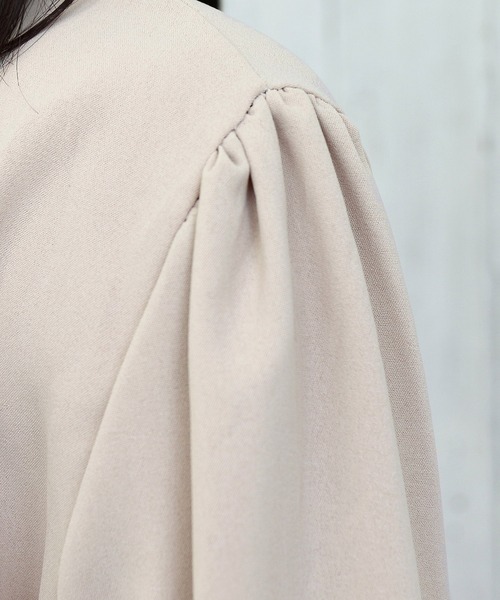 Roomy's（ルーミーズ）の「ウエストリボンプリーツシャツワンピース（ワンピース・レディース・ベージュ/ブラック・FREE）」の9枚目の写真