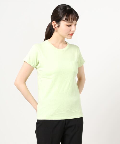 Levi's(リーバイス)の「ARLO GARMENT DYE CREW SHADOW LIME GARME(Tシャツ/カットソー・レディース・グリーン・L/M/S/XS)」の10枚目の写真