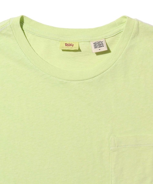 Levi's(リーバイス)の「ARLO GARMENT DYE CREW SHADOW LIME GARME(Tシャツ/カットソー・レディース・グリーン・L/M/S/XS)」の5枚目の写真
