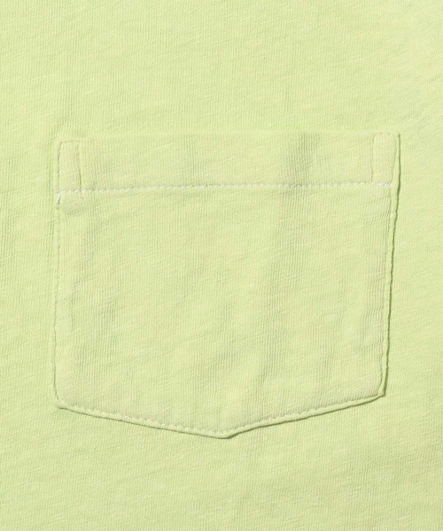 Levi's(リーバイス)の「ARLO GARMENT DYE CREW SHADOW LIME GARME(Tシャツ/カットソー・レディース・グリーン・L/M/S/XS)」の8枚目の写真