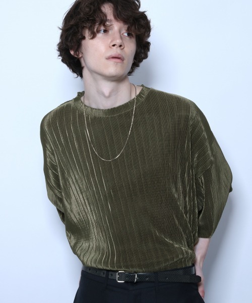 HARE（ハレ）の「プリーツプルオーバー(HARE)（Tシャツ/カットソー・メンズ・ブラック/グリーン/オフホワイト・FREE）」の3枚目の写真