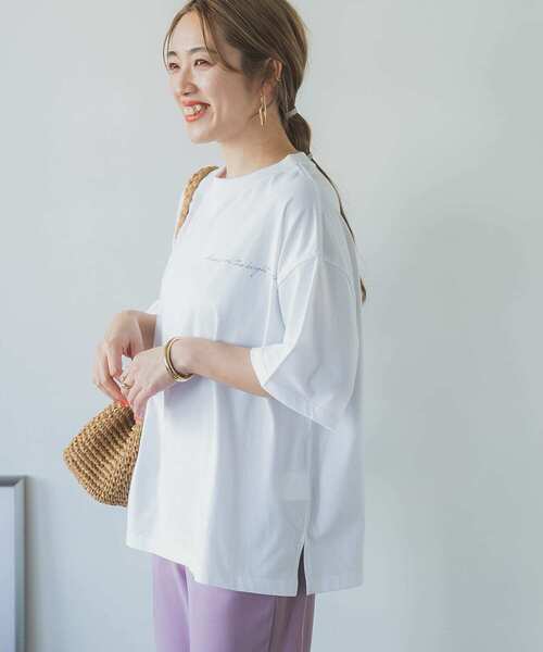 ITEMS URBANRESEARCH（アイテムズ アーバンリサーチ）の「ルーズプリントTシャツ（Tシャツ/カットソー・レディース・チャコールグレー/オフホワイト/グレー系その他・FREE）」の9枚目の写真