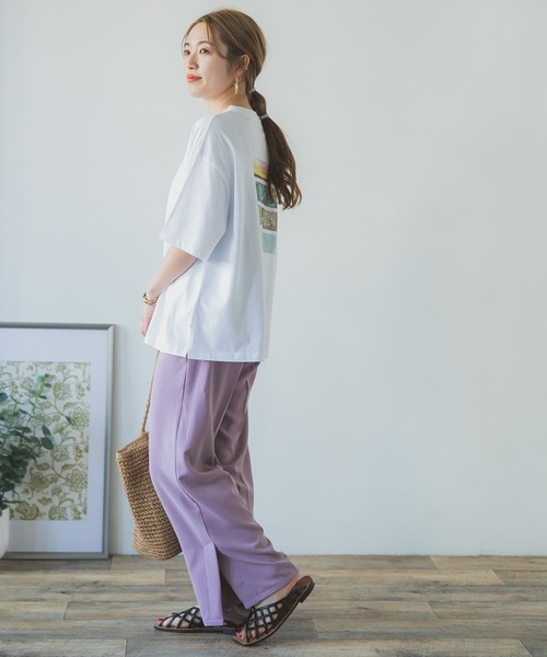 ITEMS URBANRESEARCH（アイテムズ アーバンリサーチ）の「ルーズプリントTシャツ（Tシャツ/カットソー・レディース・チャコールグレー/オフホワイト/グレー系その他・FREE）」の12枚目の写真