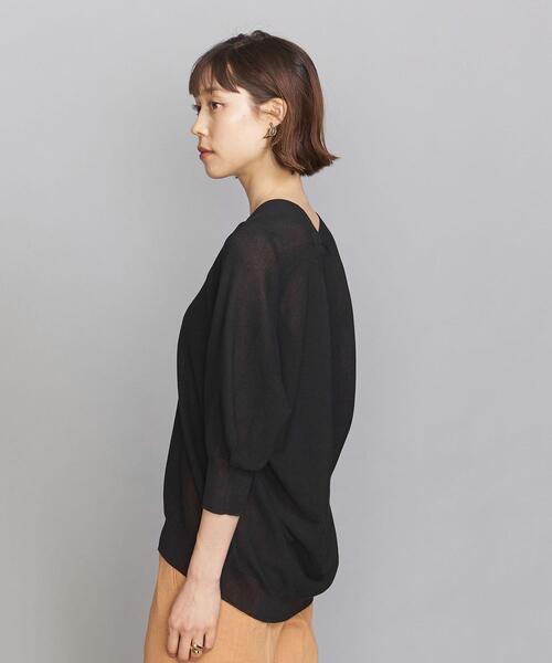 BEAUTY&YOUTH UNITED ARROWS（ビューティーアンドユースユナイテッドアローズ）の「BY ホールガーメント バックボリュームVネック6分袖ニット -ウォッシャブル-（ニット/セーター・レディース・ブラック/オフホワイト/ケリー・FREE）」の6枚目の写真