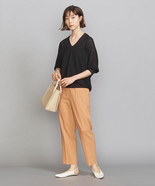 BEAUTY&YOUTH UNITED ARROWS（ビューティーアンドユースユナイテッドアローズ）の「BY ホールガーメント バックボリュームVネック6分袖ニット -ウォッシャブル-（ニット/セーター・レディース・ブラック/オフホワイト/ケリー・FREE）」の4枚目の写真