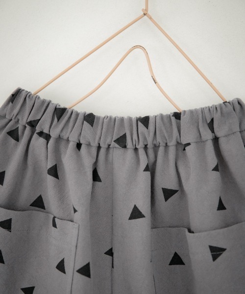 LOWRYS FARM（ローリーズファーム）の「コットンプリントテーパードパンツ　953596（その他パンツ・キッズ・ベージュ/パープル/グレー/グリーン・110cm/120cm/130cm）」の13枚目の写真