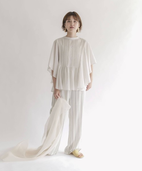 KBF（ケイビーエフ）の「ピンタックバタフライスリーブブラウス（シャツ/ブラウス・レディース・アイボリー/イエロー系その他/ブラック・ONE）」の7枚目の写真