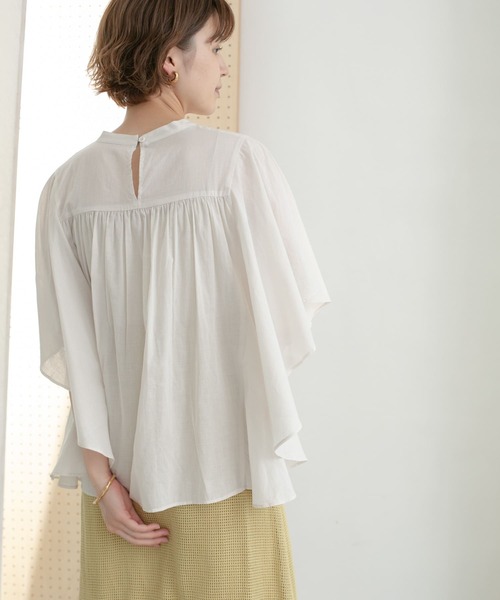 KBF（ケイビーエフ）の「ピンタックバタフライスリーブブラウス（シャツ/ブラウス・レディース・アイボリー/イエロー系その他/ブラック・ONE）」の13枚目の写真