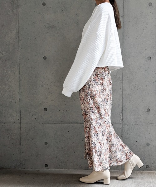 Per sist ence(パーシエンス)の「Per sist ence/パーシエンス キルティング天竺 ショート丈プルオーバー(スウェット・レディース・ホワイト/ブラック/グレー・FREE)」の5枚目の写真