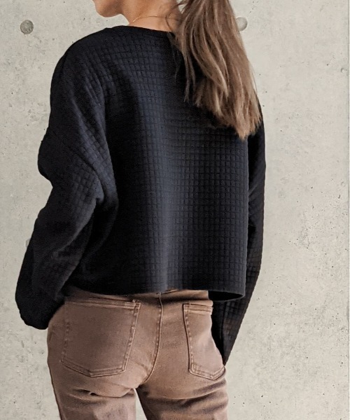 Per sist ence(パーシエンス)の「Per sist ence/パーシエンス キルティング天竺 ショート丈プルオーバー(スウェット・レディース・ホワイト/ブラック/グレー・FREE)」の20枚目の写真