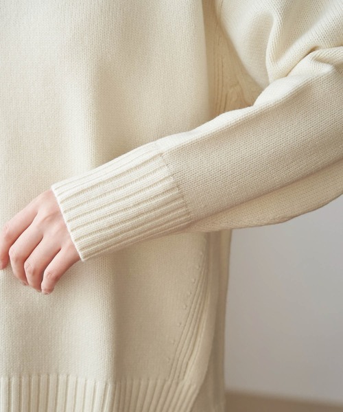 ROPE' PICNIC（ロペピクニック）の「【WEB限定カラー:ブラウン,ピンク】サイドスリットクルーネックニット（ニット/セーター・レディース・ライトグレー/パープル/ブラウン/イエロー/グリーン/キナリ/ブラウン系その他2/ピンク系その他2・38）」の12枚目の写真