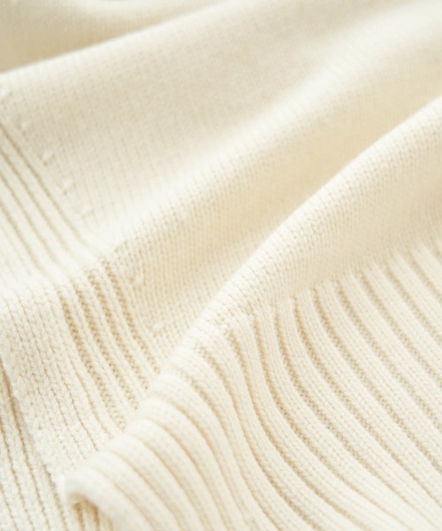 ROPE' PICNIC（ロペピクニック）の「【WEB限定カラー:ブラウン,ピンク】サイドスリットクルーネックニット（ニット/セーター・レディース・ライトグレー/パープル/ブラウン/イエロー/グリーン/キナリ/ブラウン系その他2/ピンク系その他2・38）」の16枚目の写真