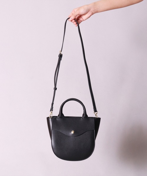 Legato Largo(レガートラルゴ)の「(EL)【Legato Largo】【かるいかばん】2WAY ハンド & ミニ ショルダーバッグ(ショルダーバッグ・レディース・ブラック/レッド/アイボリー/ミント/キャメル/グレイッシュベージュ・ONE SIZE)」の13枚目の写真