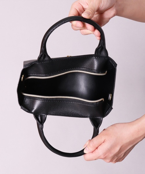 Legato Largo(レガートラルゴ)の「(EL)【Legato Largo】【かるいかばん】2WAY ハンド & ミニ ショルダーバッグ(ショルダーバッグ・レディース・ブラック/レッド/アイボリー/ミント/キャメル/グレイッシュベージュ・ONE SIZE)」の14枚目の写真