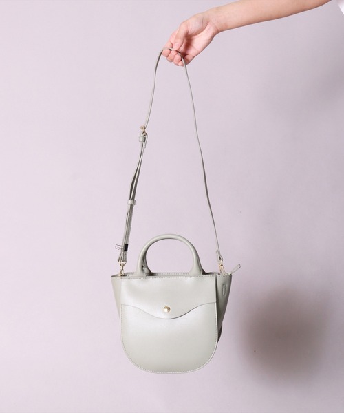 Legato Largo(レガートラルゴ)の「(EL)【Legato Largo】【かるいかばん】2WAY ハンド & ミニ ショルダーバッグ(ショルダーバッグ・レディース・ブラック/レッド/アイボリー/ミント/キャメル/グレイッシュベージュ・ONE SIZE)」の17枚目の写真