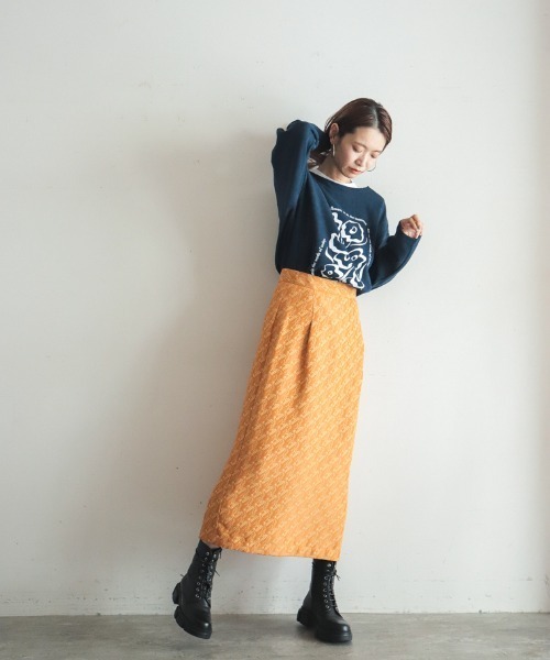 FIL DE FER(フィルデフェール)の「ビッグフラワーPT ボートネックカットソー(Tシャツ/カットソー・レディース・ホワイト/ベージュ/ネイビー/キナリ・FREE)」の14枚目の写真