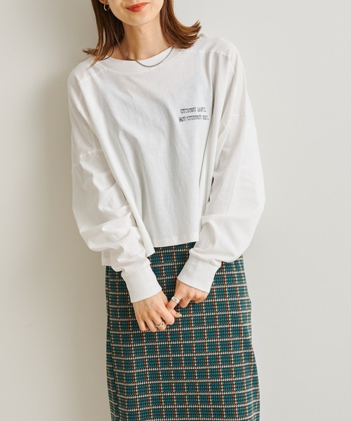 prose verse（プロズヴェール）の「チェーン刺繍ロゴショート丈プルオーバー（Tシャツ/カットソー・レディース・チャコールグレー/ホワイト・FREE）」の10枚目の写真