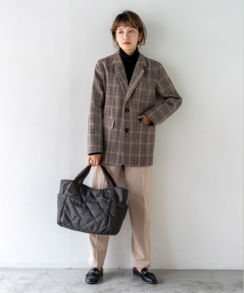 VitaFelice（ヴィータフェリーチェ）の「キルティング2wayナイロンビッグトートバッグ（トートバッグ・レディース・ブラック/チャコールグレー/ベージュ系その他・FREE）」の17枚目の写真