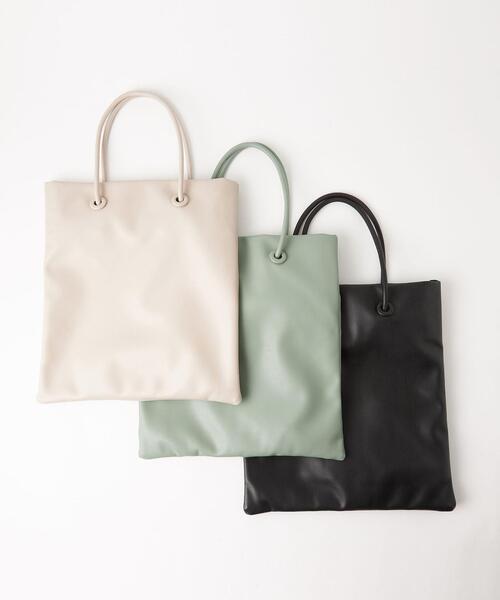 green label relaxing（グリーンレーベルリラクシング）の「バッグ イン PC ケース 2WAY ショルダー トート バッグ（トートバッグ・レディース・ライトグレー/ブラック/ケリー・FREE）」の17枚目の写真