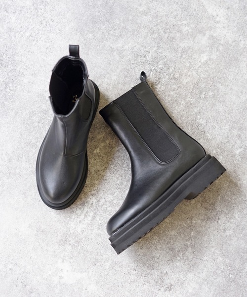 menue（メヌエ）の「トラックソールサイドゴア厚底ブーツ（ブーツ・レディース・ブラック/ブラウン/アイボリー/ベージュ・S/M/L/LL/3L）」の8枚目の写真