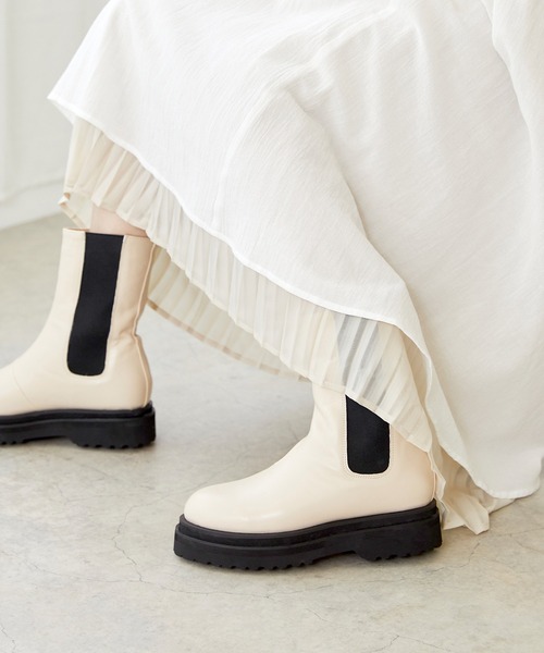 menue（メヌエ）の「トラックソールサイドゴア厚底ブーツ（ブーツ・レディース・ブラック/ブラウン/アイボリー/ベージュ・S/M/L/LL/3L）」の21枚目の写真