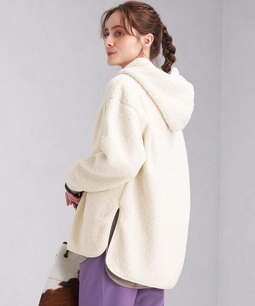 green label relaxing（グリーンレーベルリラクシング）の「ボア フーディー プルオーバー カットソー（Tシャツ/カットソー・レディース・オフホワイト/イエロー/ダークグレー・FREE）」の2枚目の写真