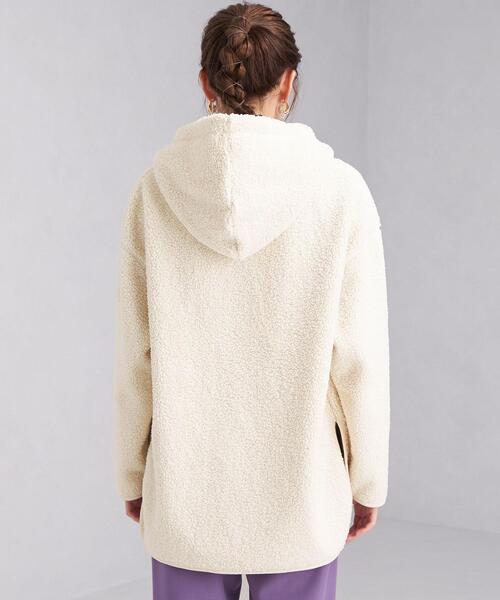 green label relaxing（グリーンレーベルリラクシング）の「ボア フーディー プルオーバー カットソー（Tシャツ/カットソー・レディース・オフホワイト/イエロー/ダークグレー・FREE）」の4枚目の写真