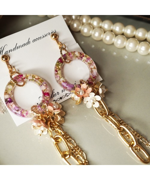 tone（トーン）の「【Ateliermimi】[ピアス]Flower hoops and metal charms(MA)（ピアス（両耳用）・レディース・ゴールド・FREE）」の4枚目の写真