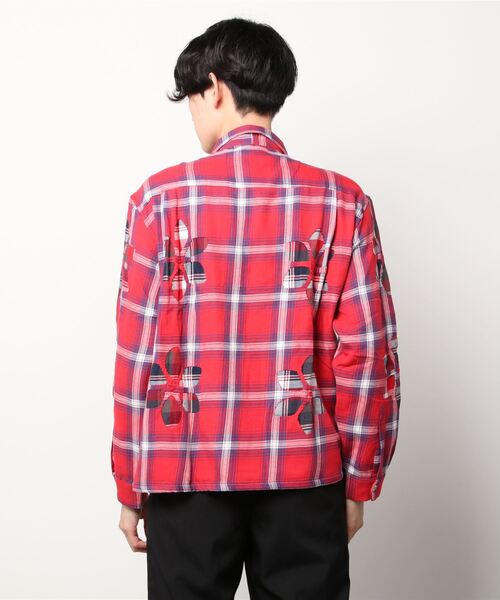 niche.（ニッチ）の「it’s inconspicuous presence By Niche/インコンスピキュアスプレゼンスバイニッチ/Flower Cut Work Nel Shirts（シャツ/ブラウス・メンズ・レッド/ブルー・LARGE/MEDIUM）」の8枚目の写真