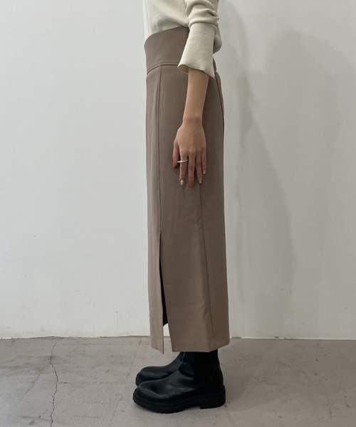 CAPRICIEUX LE'MAGE（カプリシューレマージュ）の「ハイウエストスリットナロースカート（スカート・レディース・ブラック/ブルー/モカ/オレンジ・FREE）」の14枚目の写真