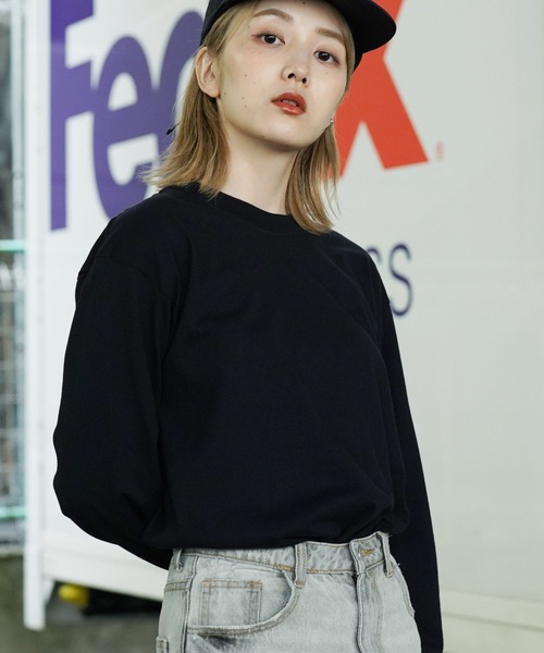 HANES(ヘインズ)の「【2枚セット】 Hanes ヘインズ クルーネック Tシャツ メンズ レディース ユニセックス BEEFY ビーフィー2枚組 ロンT 長袖 無地(Tシャツ/カットソー・メンズ・ブラック/ネイビー/グレー/グレー系その他/ホワイト・MEDIUM/LARGE/SMALL/X-LARGE/X-SMALL)」の1枚目の写真