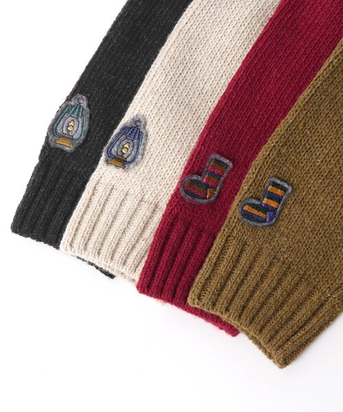 BREEZE（ブリーズ）の「4色2柄ワッペンセーター（ニット/セーター・キッズ・チャコール/マスタード/レッド/キナリ・100/120/140/90）」の16枚目の写真