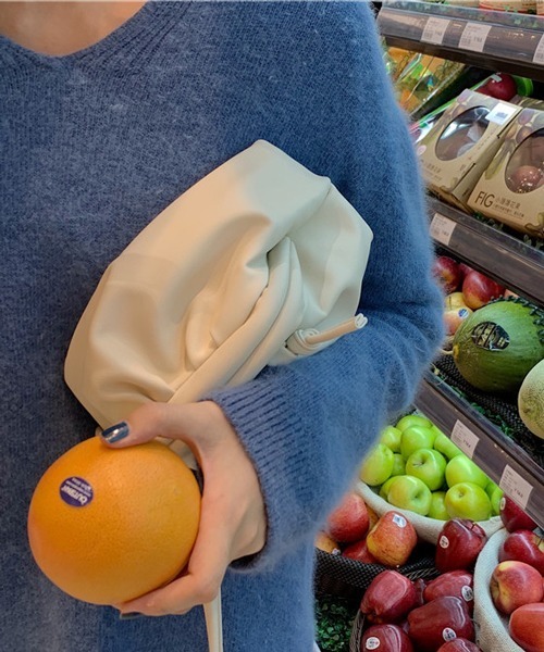 HALEY PESCA(ヘーリーペスカ)の「HALEY PESCA/スモールサイズ フェイクレザーショルダーバッグ(ショルダーバッグ・レディース・ホワイト/ブラック/ブラウン・FREE)」の16枚目の写真