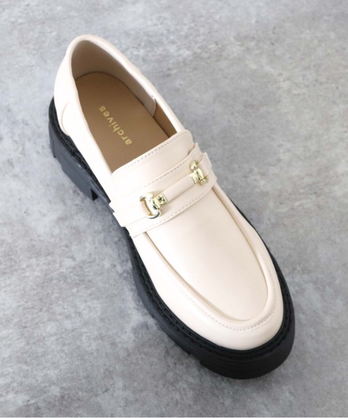 archives(アルシーヴ)の「【入荷禁止】厚底ローファー(ローファー・レディース・ブラック/ベージュ/アイボリー・MEDIUM/LARGE)」の7枚目の写真