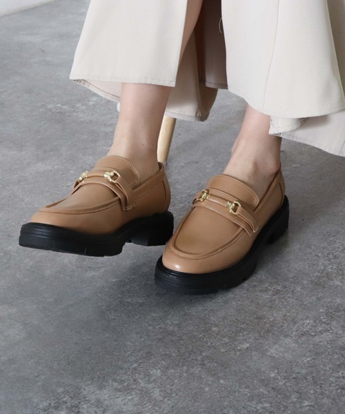 archives(アルシーヴ)の「【入荷禁止】厚底ローファー(ローファー・レディース・ブラック/ベージュ/アイボリー・MEDIUM/LARGE)」の6枚目の写真