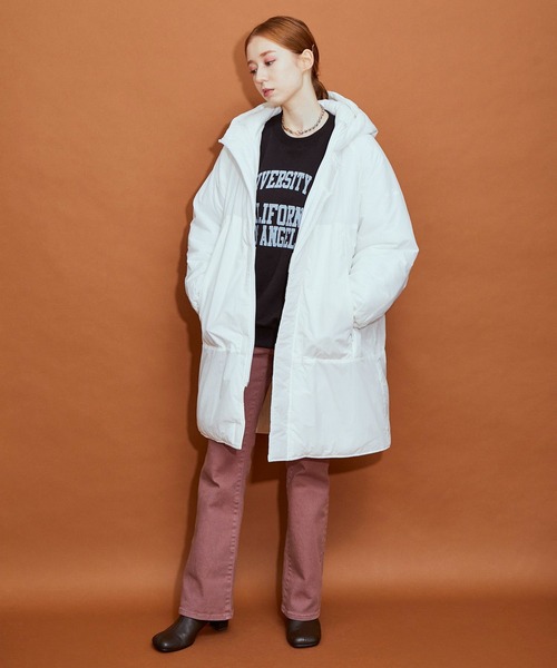 MADEMOISELLE ROPE'（マドモアゼル ロペ）の「【WILD THINGS for MADEMOISELLE】モンスターパーカー（ダウンジャケット/コート・レディース・ホワイト・FREE）」の5枚目の写真