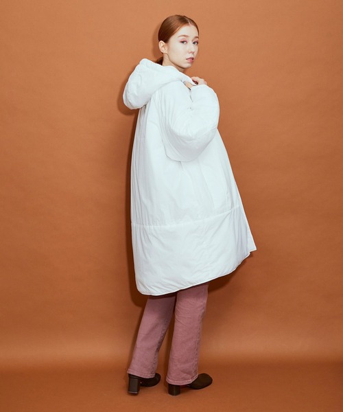 MADEMOISELLE ROPE'（マドモアゼル ロペ）の「【WILD THINGS for MADEMOISELLE】モンスターパーカー（ダウンジャケット/コート・レディース・ホワイト・FREE）」の8枚目の写真